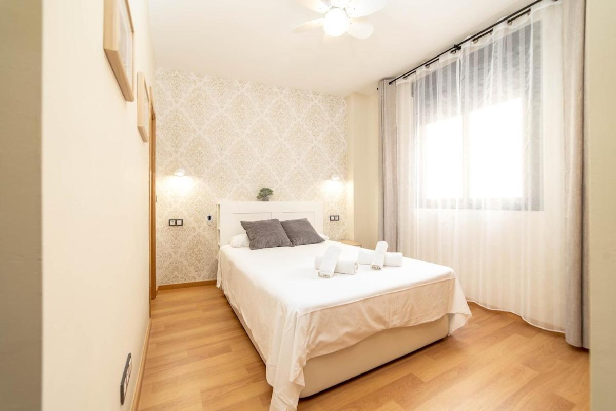 -malagasunapts- Stylish Centre Pool&parking