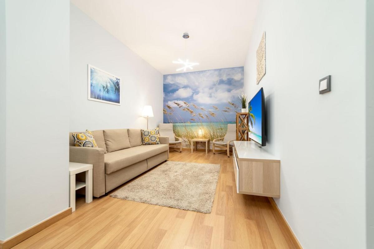 -malagasunapts- Stylish Centre Pool&parking Malaga
