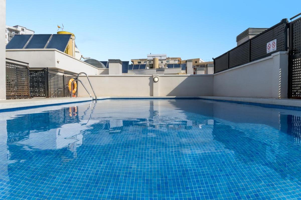 -malagasunapts- Stylish Centre Pool&parking