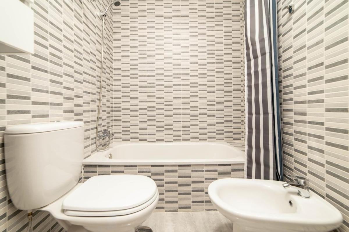Apartment -malagasunapts- Stylish Centre Pool&parking *